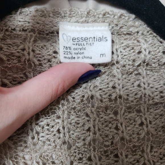 Cardigan - Picture 2 of 2